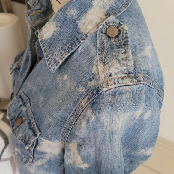 Gap Denim Jean bleached shirt Medium - Picture 4 of 7